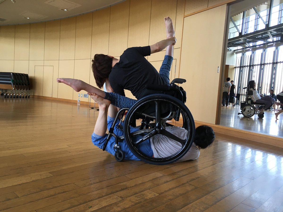 【観覧者募集：身体障がいのある人も参加するダンス振付ワークショップのショーイング】