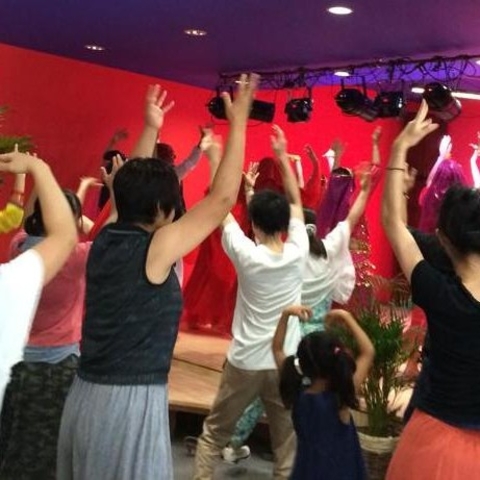 2月・木曜(昼)＋第4水曜/ボリウッドダンス体験レッスン【初心者歓迎】