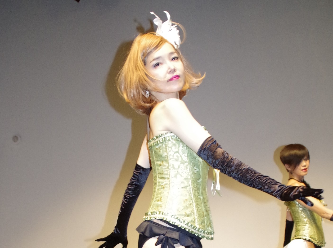 木曜・お昼前のバーレスク入門